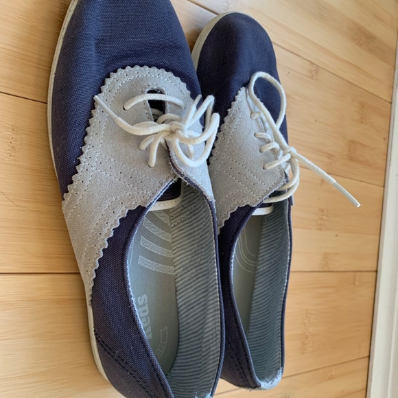 Keds Champion Saddle Canvas and Suede shoes. - Picture 3 of 5